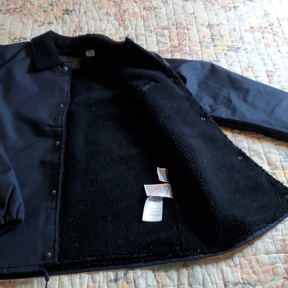 COPY - Levi's jacket - Picture 2 of 5